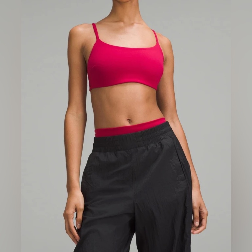 Lululemon Wunder Train Strappy Racer Bra *Light Support, C/D Cup -sz 4- Ruby Red